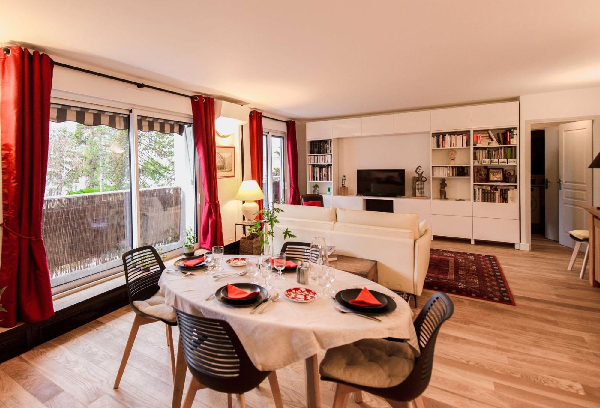 Paris-daumesnil - Grand 2 Pieces 4 Etoiles De Charme Sur Jardin - 61m2, Pour 4p - Large 4 Star Charming 1 Bedroom For 4 With Ac Appartamento *